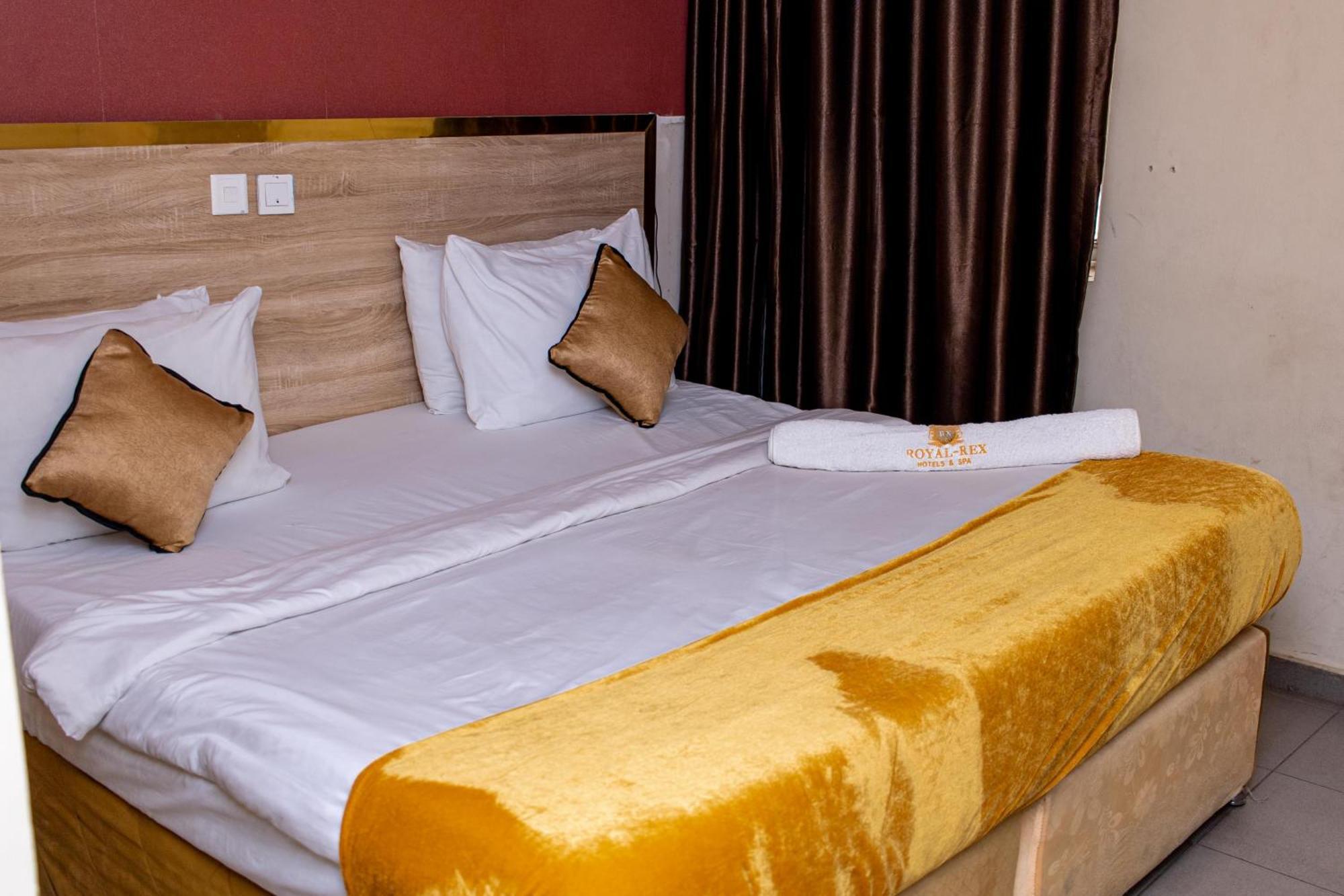 Royal Rex Hotels And Spa Lagos Extérieur photo