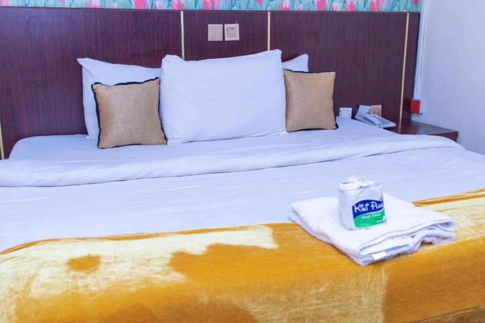 Royal Rex Hotels And Spa Lagos Extérieur photo